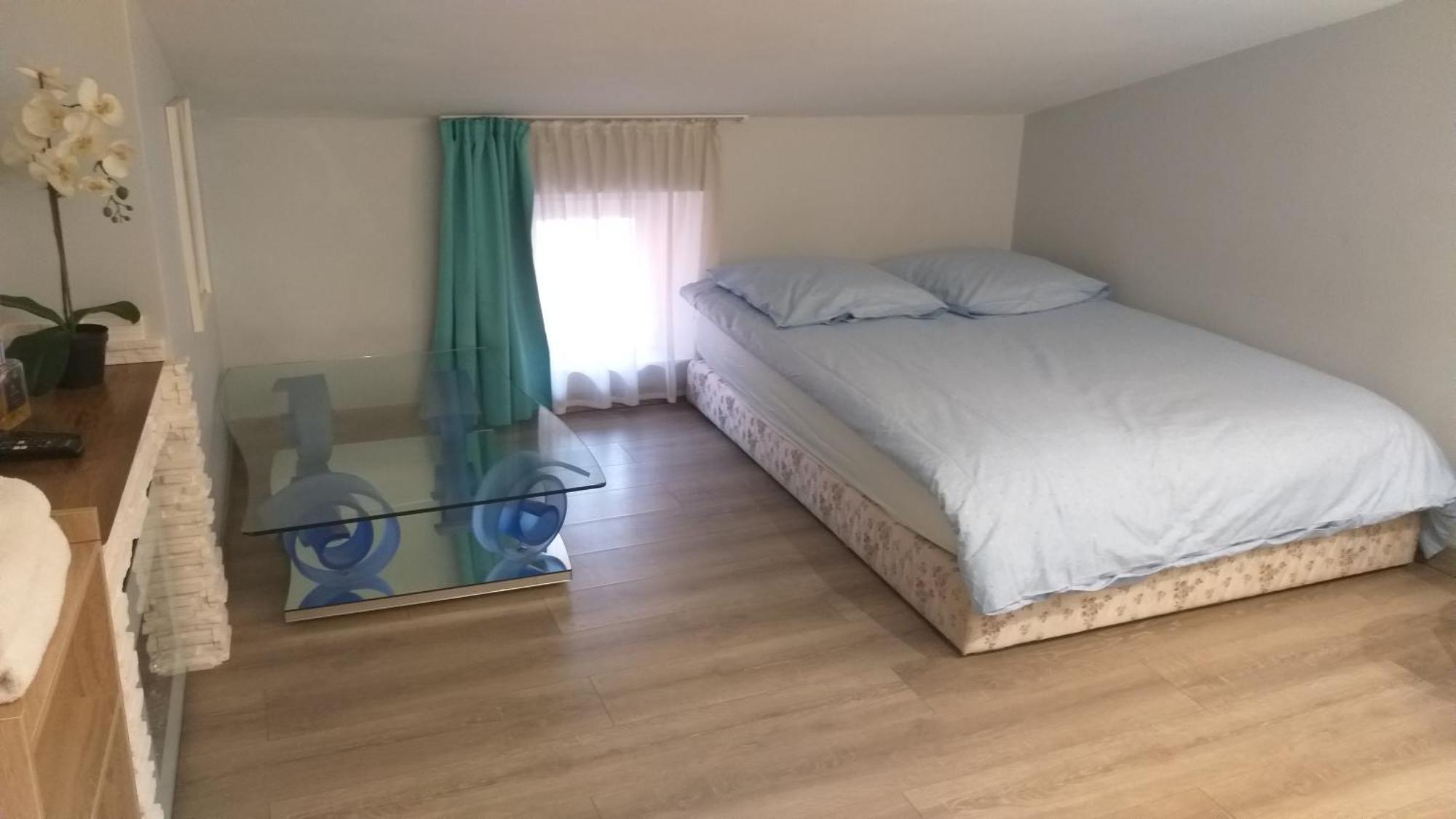 Mon petit nid d'amour au cœur historique de Fréjus Exterior foto